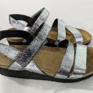 NAOT "Kayla" Strappy Flat Sandals Silver Leather - Size 8 US/39 EU - Great Cond!